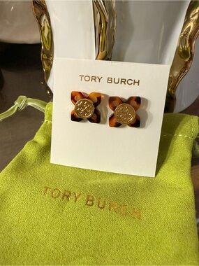 Tory Burch Tortoiseshell Flower Stud Earrings with Gold Logo
